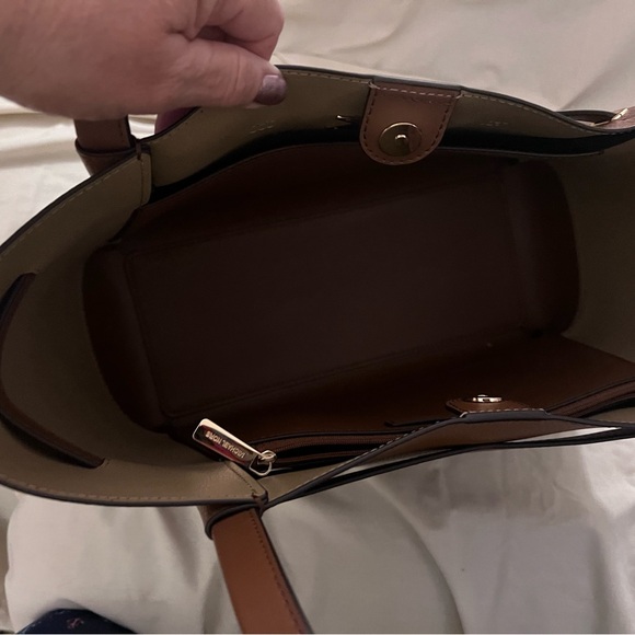 New perfect condition Michael Kors Reed purse - Picture 1 of 4